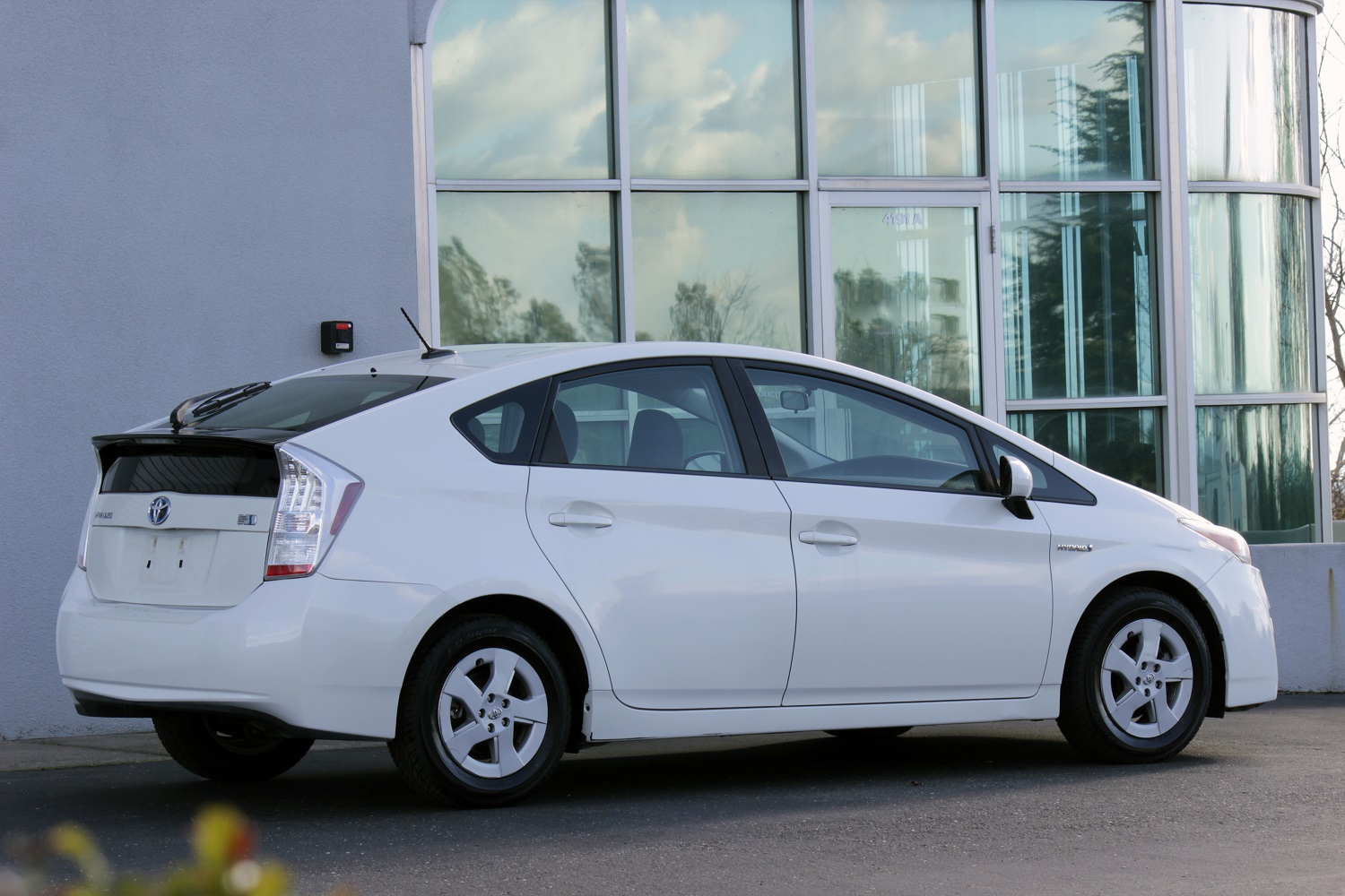 2011 Toyota Prius II | Prestige Motors – Pre-Owned Car Dealership in ...