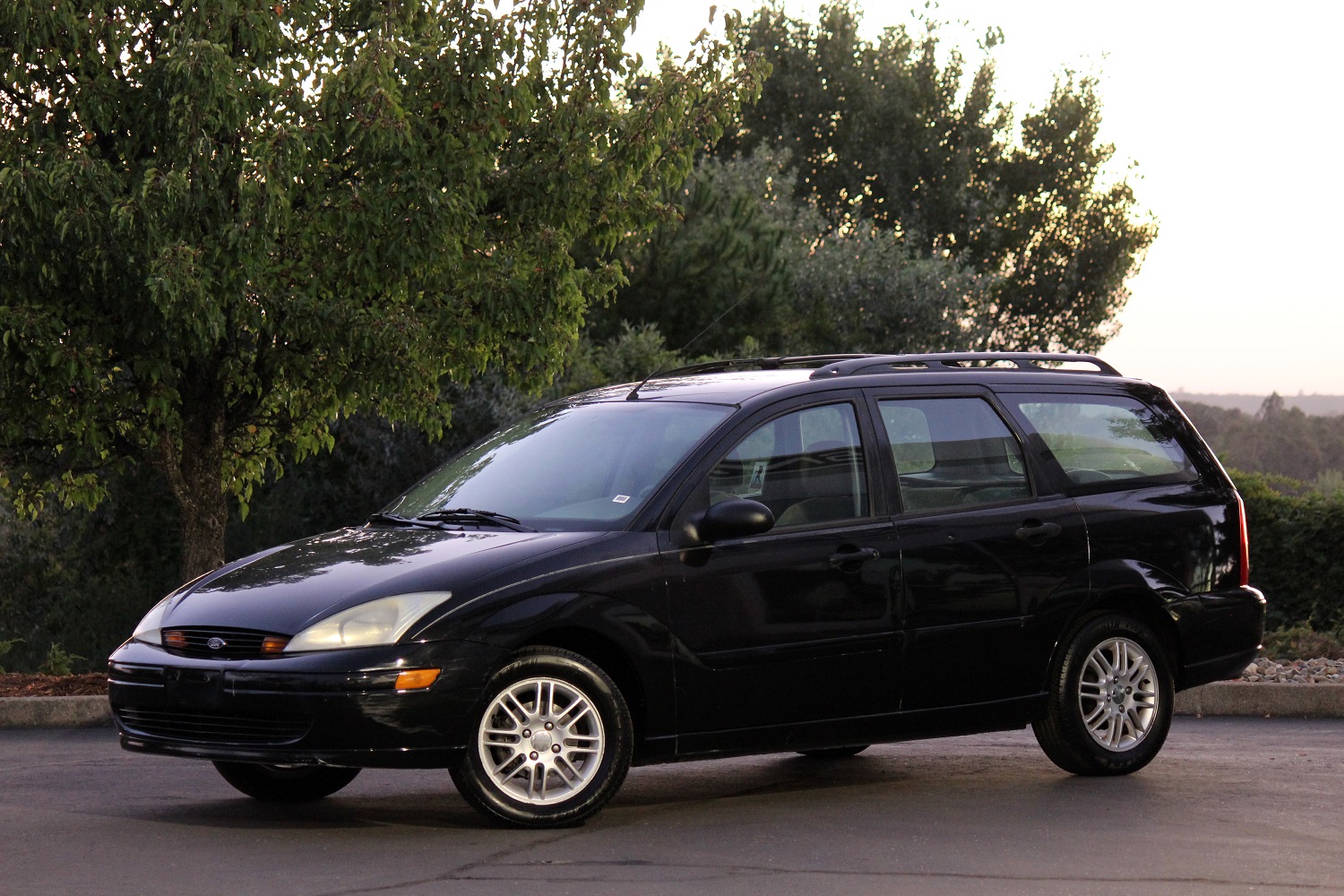 Prestige Motors - Pre-Owned 2002 Ford Focus SE Wagon for Sale